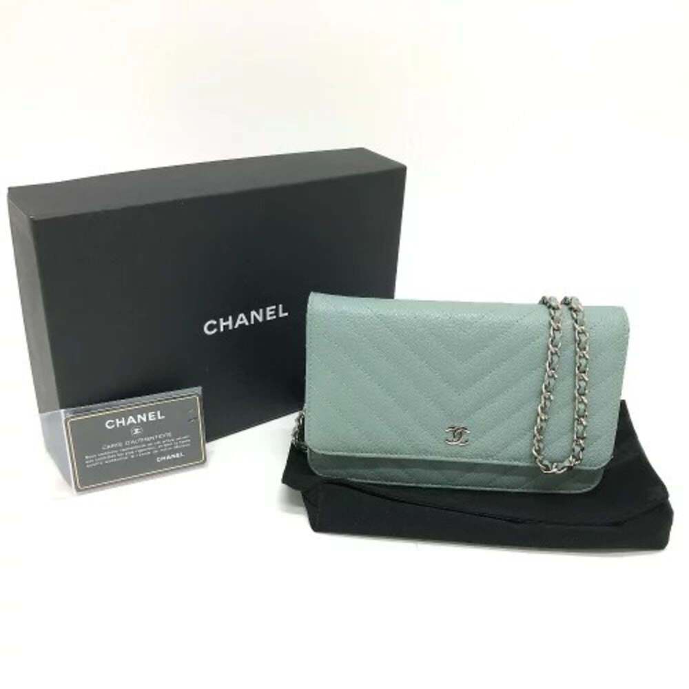 CHANEL Authentic Blue Caviar Leather Logo Wallet - Picture 16 of 16